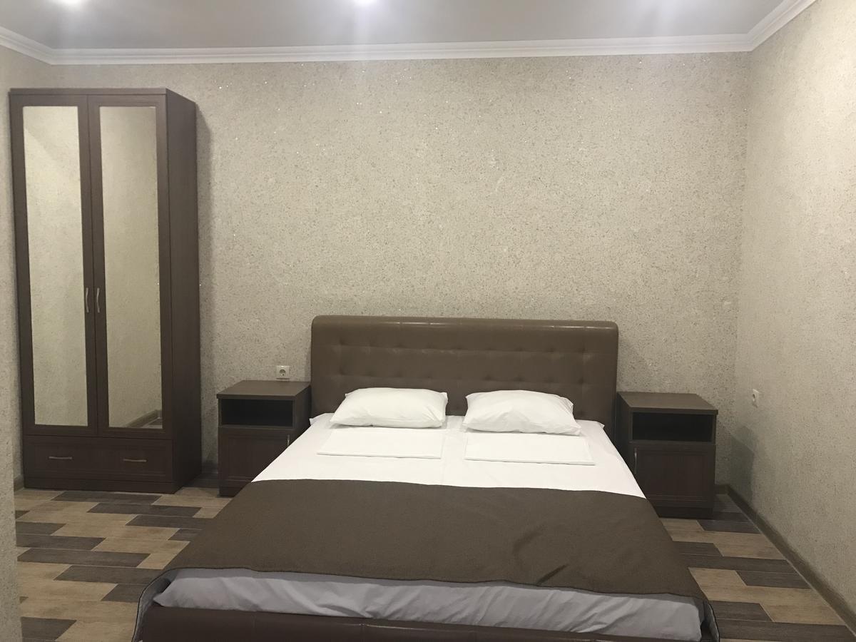 Apra Hotel Lidzava Buitenkant foto